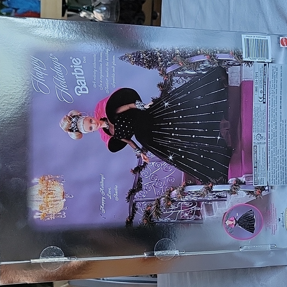1998 Happy Holidays Barbie Doll  with her Keepsake Ornament - Picture 7 of 7